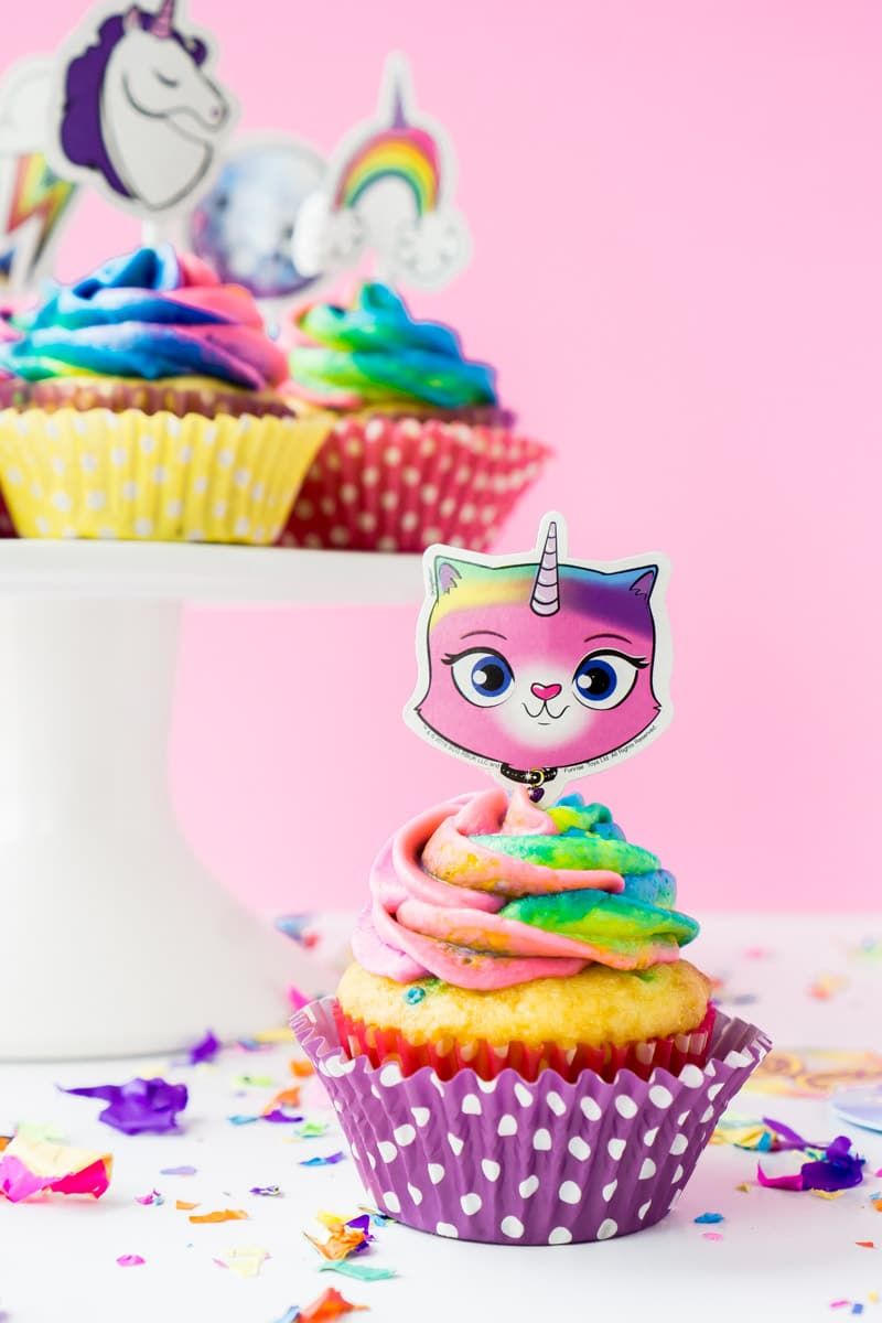 Soporte para tartas con cupcakes de gatito unicornio mariposa arcoíris