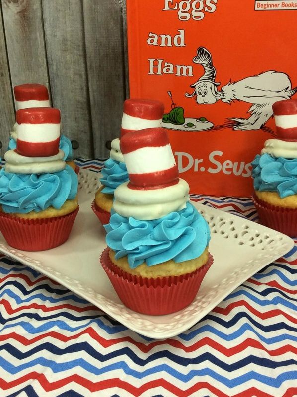 Dr Seuss cupcakes a další aktivity Dr Seuss Day