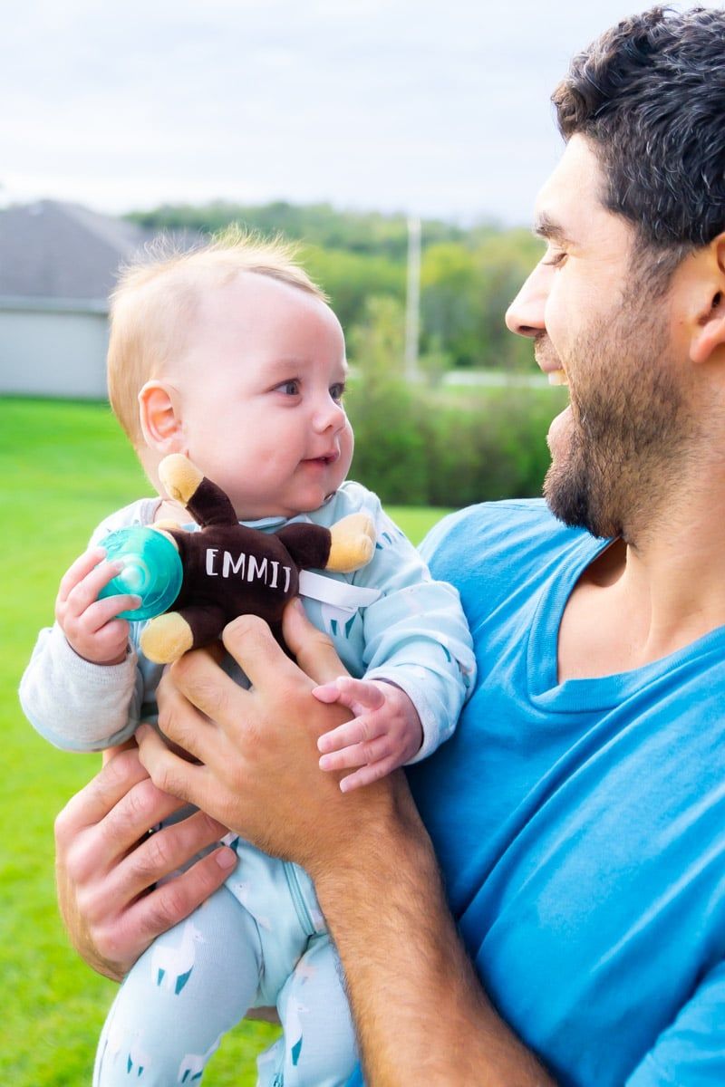 Bebê com pelúcia personalizado com Cricut EasyPress Mini