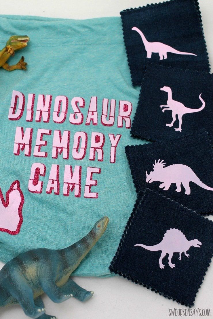 Spominska igra dinozavrov, narejena s Cricut Explore Air