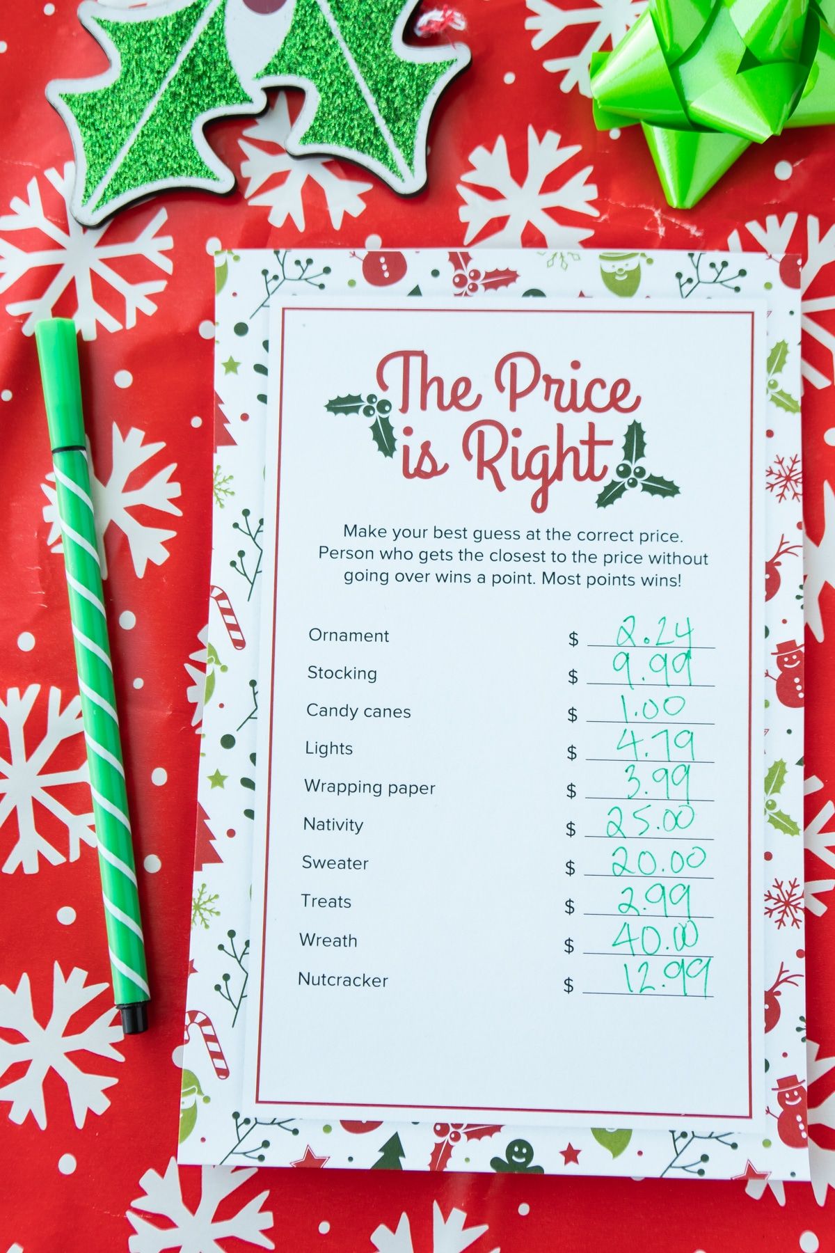 O preço do Natal é o jogo certo com os preços anotados