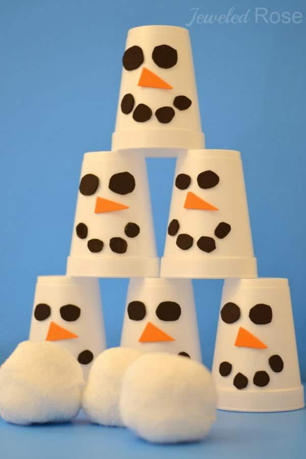 Ang snowman slam game na ito ay isa sa mga pinakamahusay na laro ng Disney Frozen