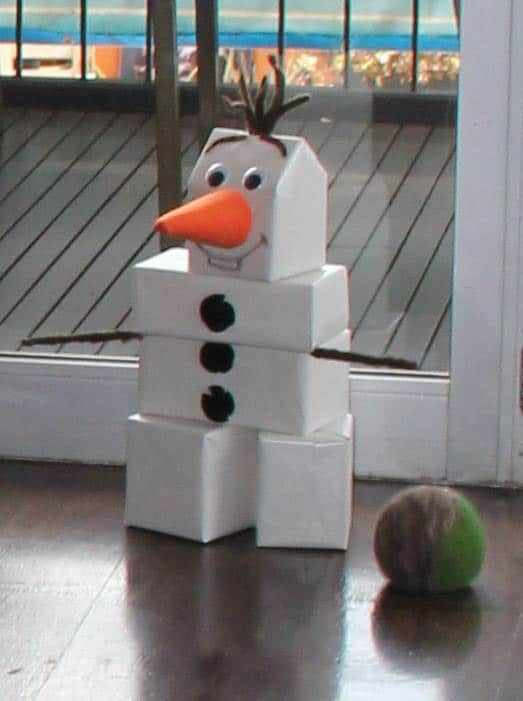 Táto bowlingová hra Olaf je jednou z najlepších hier Disney Frozen vôbec