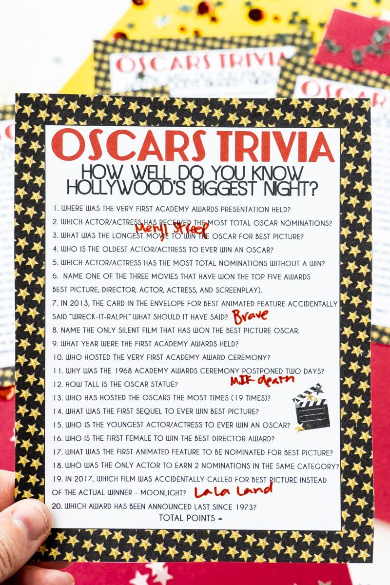 Permainan trivia Oscar diadakan di seseorang