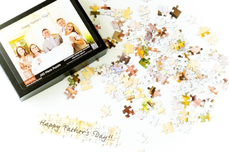 Uwielbiam wszystkie te niesamowite spersonalizowane pomysły na prezenty na Dzień Ojca, które możesz zrobić z Shutterfly na Shutterfly.com! Zdecydowanie jedne z najsłodszych domowych prezentów na Dzień Ojca 2017, jakie kiedykolwiek widziałem. Zdecydowanie zamawiam karty i puzzle DIY dla mojego taty!