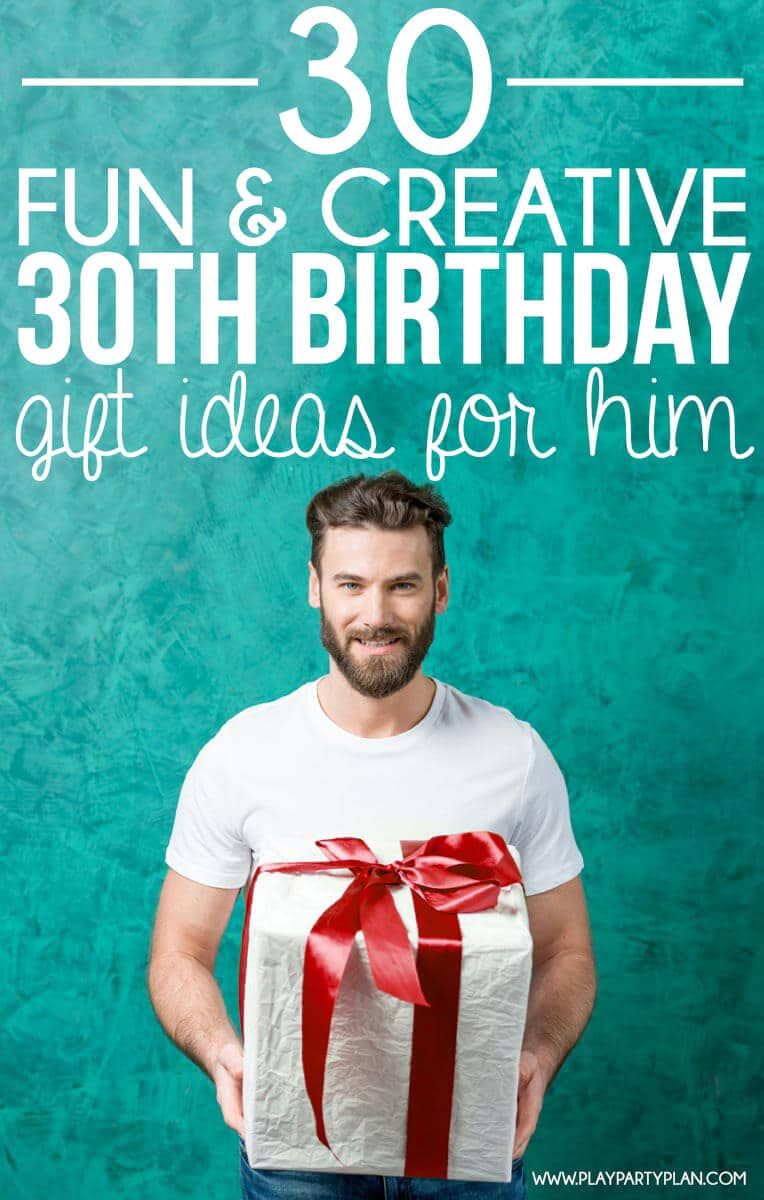30 από τις καλύτερες ιδέες για δώρα γενεθλίων 30 για αυτόν (ιδέες και για αυτήν!). Μερικές από τις πιο δημιουργικές και μοναδικές ιδέες για δώρα με δώρα σε όλα τα εύρη τιμών!