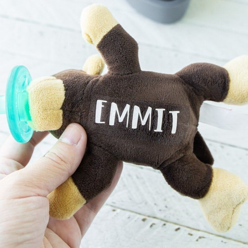 Mono soothie con nombre personalizado para bebé