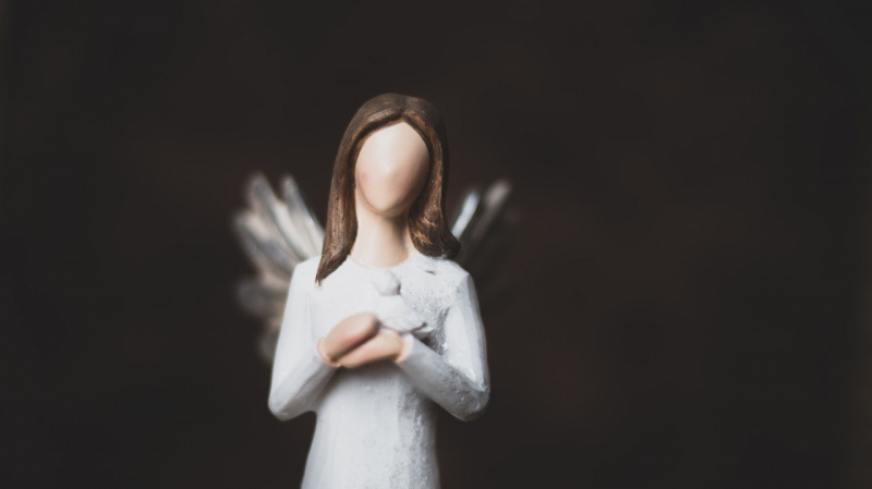   Posnetek figurice angela