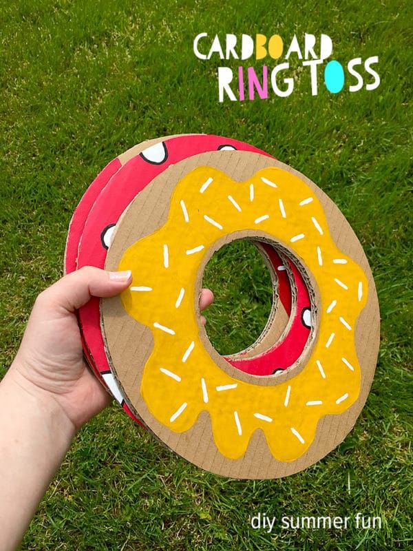 Jogo de arremesso de anel de donut