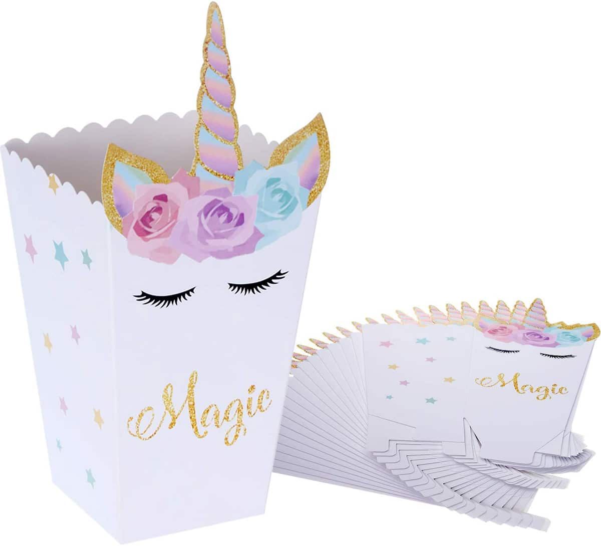 Caja de palomitas decorada con unicornio blanco