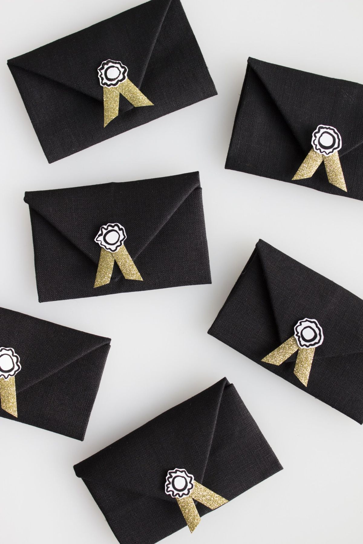 Guardanapos de envelope são ótimas ideias para a festa do Oscar