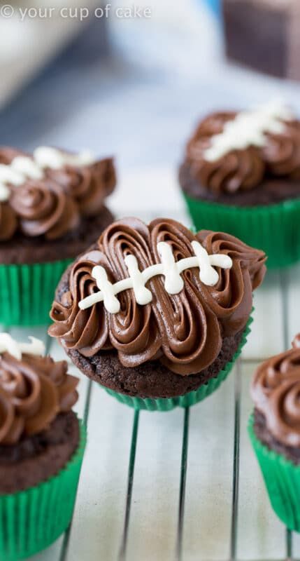 Cupcakes de fútbol y otra comida de fiesta del Super Bowl