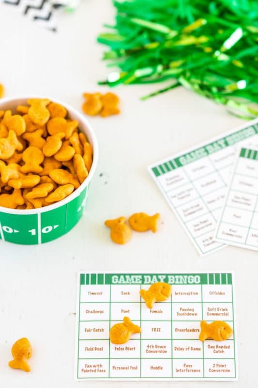 Cartones de bingo de fútbol con Goldfish cubriendo los espacios
