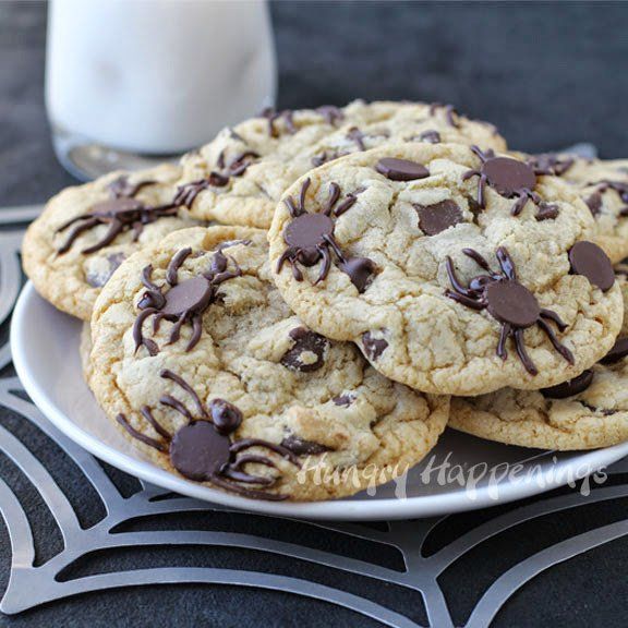 Cookies de chocolate aranha e outras ideias de comida para festas de Halloween