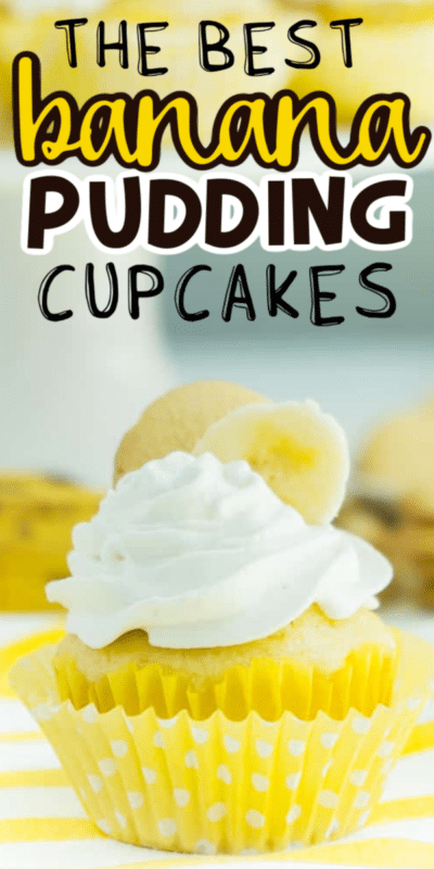 Bananenpudding cupcakes met tekst voor Pinterest