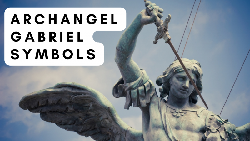  Una estatua de un ángel sosteniendo una espada con palabras Arcángel Gabriel Símbolos
