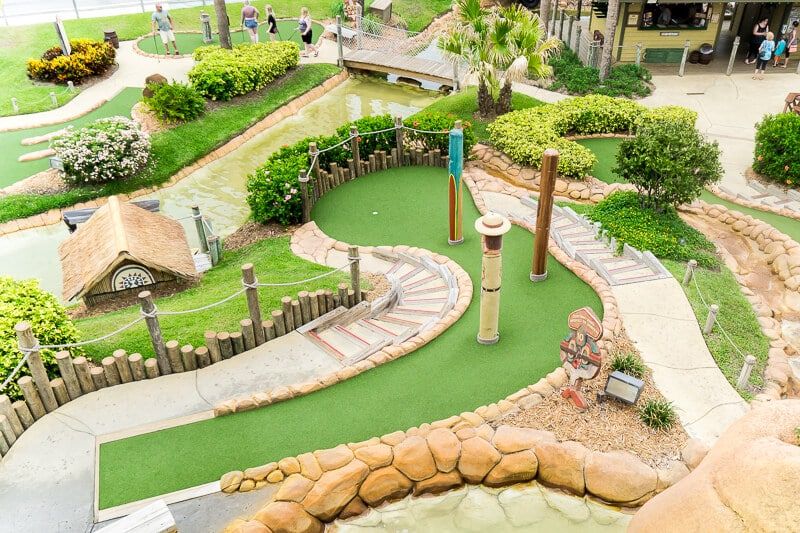 Congo River golf tiene algunos de los mejores minigolf en Daytona Beach