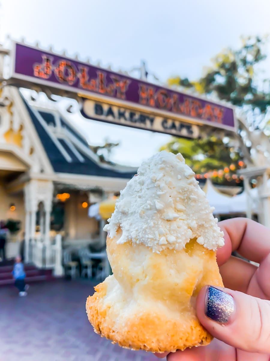 Δοκιμάστε το ζάχαριν καρύδας την επόμενη φορά που θα χρειαστείτε φαγητό Disneyland