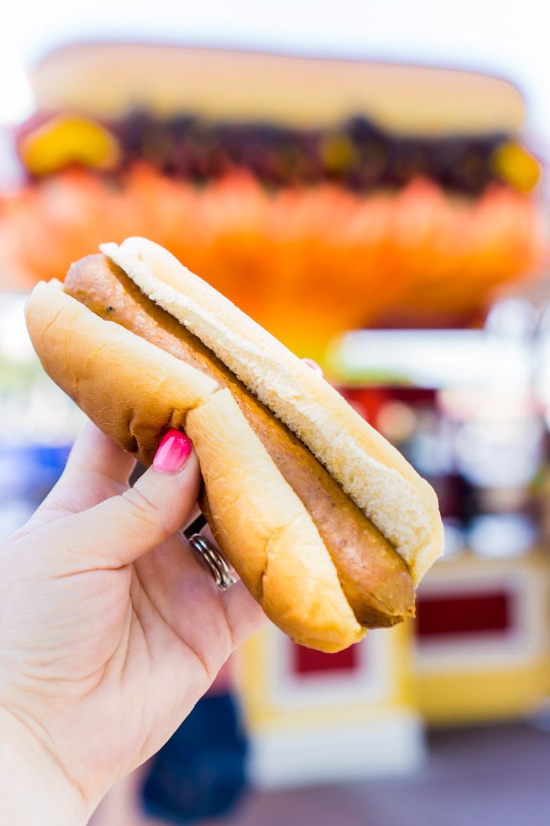 Rozzlobený hot-dog = jeden z nejnovějších Disneylandských potravin